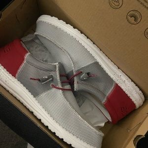 Hey dudes mens size 12 grey and red